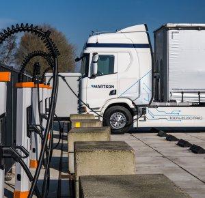 MARTSON investeert in zero emissie logistiek met twee nieuwe Scania BEV trekkers