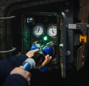 Persbericht titelKrachtig en zuinig: maak kennis met de toekomstige waterstoftruck van Volvo Trucks